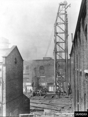 An early piling contract.