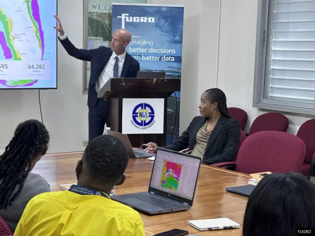 Greg Murphy, Fugro's Climate and Nature Market Leader, presents seabed mapping data during the May stakeholder workshop at the NLA.